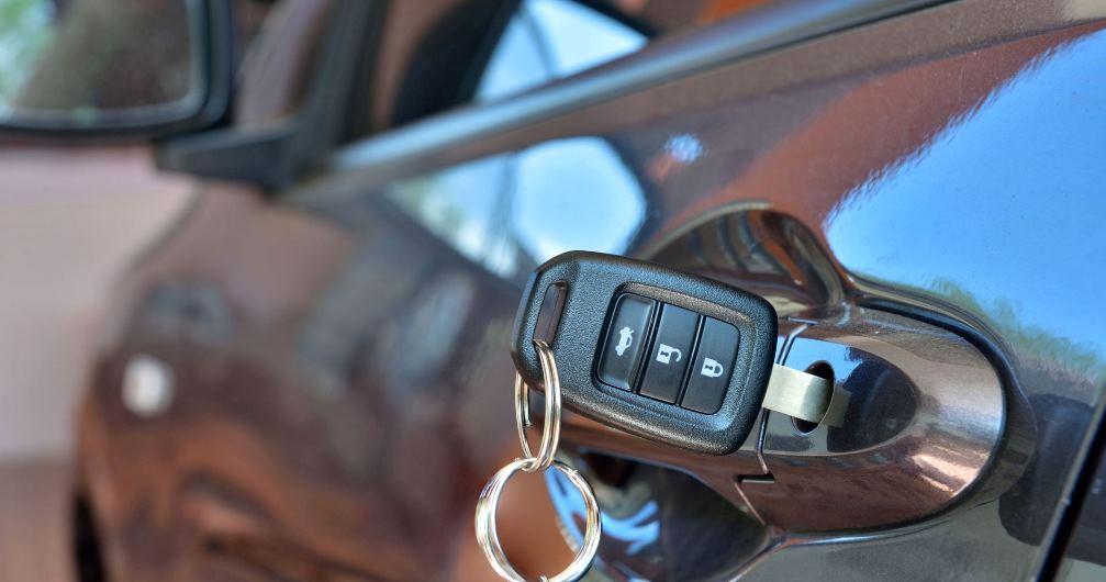 Экстренное вскрытие автомобилей